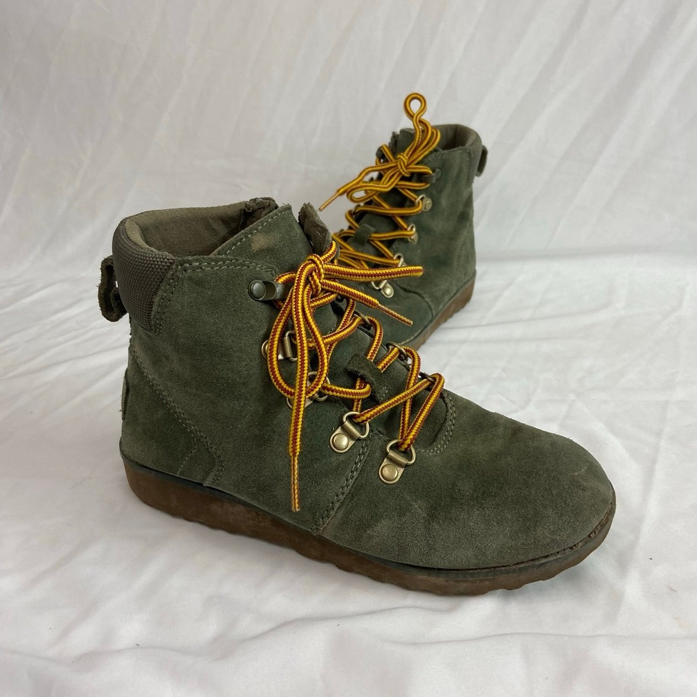 UGG youth girl's dark green insulated water resistant lace up fur lined boots 2